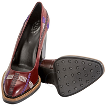 Tod's Womens Leather Pumps in Bloody Red XXW02A0R900BSSR004