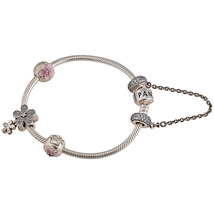 Pandora Ladies Floral Bracelet Gift Set B801116-17