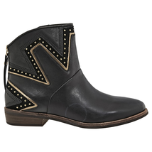 UGG Lars Studded Leather Bootie UGG-1017356-BK