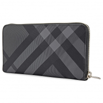 Burberry Men's London Check Wallet 8006051