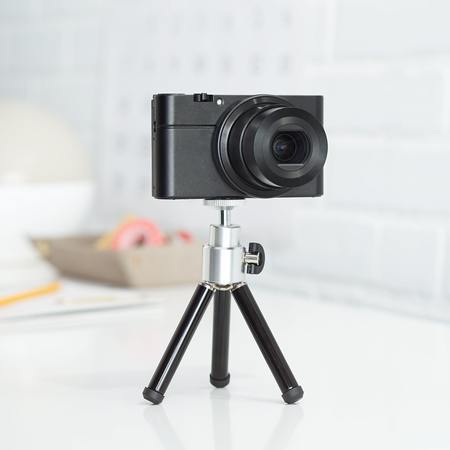 AmazonBasics Lightweight Mini Tripod