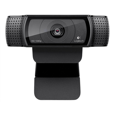 Thoại video với độ phân giải FullHD Logitech C920 có khả năng thoại video với độ phân giải FullHD lên đến 1920 x 1080 pixels. Bên cạnh đó, webcam còn kết hợp công nghệ tự động cân bằng sáng cải tiến RightLight mang lại cho bạn những hình ảnh đẹp và sắc nét trong nhiều điều kiện ánh sáng khác nhau.  Tích hợp micro với công nghệ RightSound tiên tiến Sản phẩm sử dụng công nghệ lọc tạp âm RightSound đặc trưng của Logitech giúp truyền tải âm thanh rõ ràng và giảm thiểu tiếng ồn xung quanh. Nhờ đó mà người dùng có thể thực hiện cuộc gọi hay ghi âm một cách rõ ràng và chân thực.  Chụp ảnh siêu nét với ống kính Carl Zeiss Sản phẩm sử dụng ống kính Carl Zeiss cao cấp với 20 bước tự động lấy nét. Nhờ đó, bạn hoàn toàn có thể chia sẻ với bạn bè và người thân những bức ảnh đẹp nhất. Sản phẩm tương thích với hầu hết các phần mềm chat phổ biến nhất như: Yahoo, Skype, Windows Live và AIM.