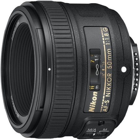 Nikon AF-S FX NIKKOR 50mm f/1.8G Lens with Auto Focus for Nikon DSLR Cameras