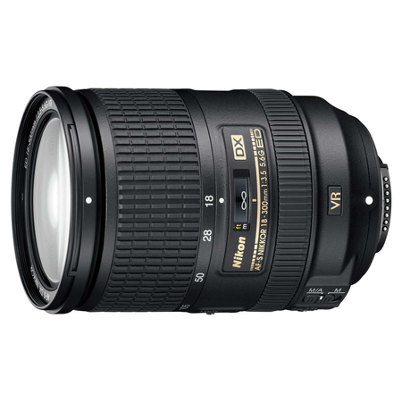 Nikon AF-S DX NIKKOR 18-300mm f/3.5-5.6G ED Vibration Reduction Zoom Lens with Auto Focus for Nikon DSLR Cameras and AmazonBasics UV Protection Lens Filter - 77 mm