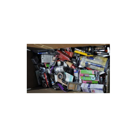 L’OREAL & MAYBELLINE COSMETIC LOTS