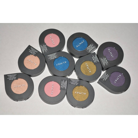 Revlon Assorted New Overstock Cosmetic & Accessory Lots 250 units