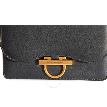 Ferragamo Joanne Shoulder bag black 21H321 718474 21H321 718474