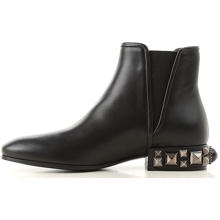 Dolce and Gabbana Dolce & Gabbana Ladies Black Leather Chelsea Boots CT0445 AV676 80999