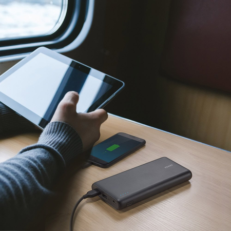 Anker PowerCore Speed 20000 QC, Qualcomm Quick Charge 3.0 Portable Charger, Backwards Compatible With Quick Charge 1 & 2, with Power IQ, 20000 mAh Power Bank for Samsung, iPhone, iPad and More