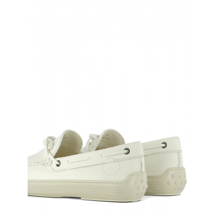 Tod's Men's  Grained Leather Loafers in White XXM0YT00050NLKB001