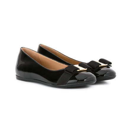 Salvatore Ferragamo Girls Mini Varina Flats 810100 608281