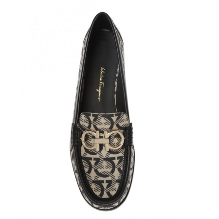 Salvatore Ferragamo Ladies Gancini Mocassin 01P397 705003