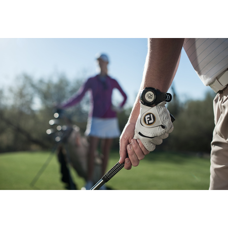 Garmin Approach S2 GPS Golf Watch with Worldwide Courses (Black)
